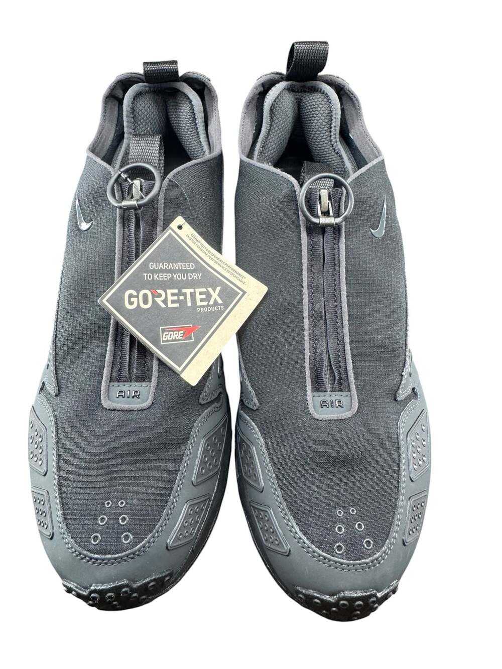 Nike  Air Max SNDR Sunder  GTX  FZ4238 001 unisex shoes M 11 /W 12.5 Brand new